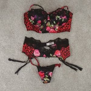 Victoria's Secret Bra, Panty, & Garter Belt Set